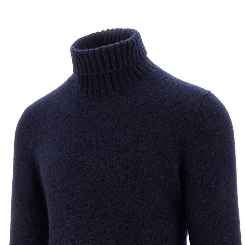 cashmere_and_silk_turtlen_1-1.webp Fashion Cashmere and silk turtleneck sweater Knitwear
