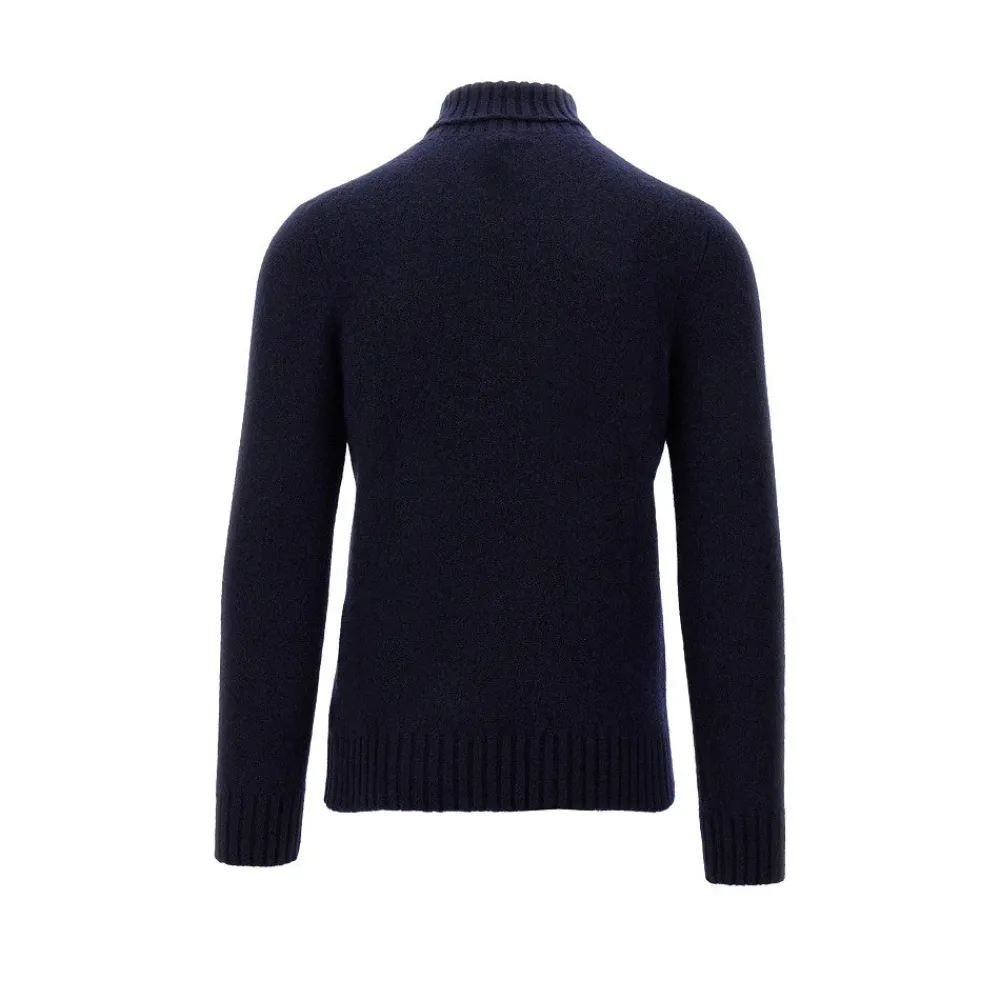 cashmere_and_silk_turtlen_2-1.webp Fashion Cashmere and silk turtleneck sweater Knitwear