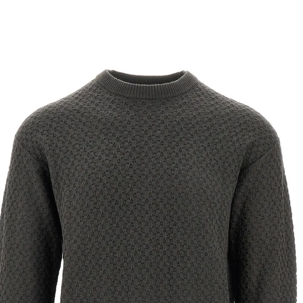 held_stitch_wool_sweater_1-2.webp Fashion Held stitch wool sweater Knitwear