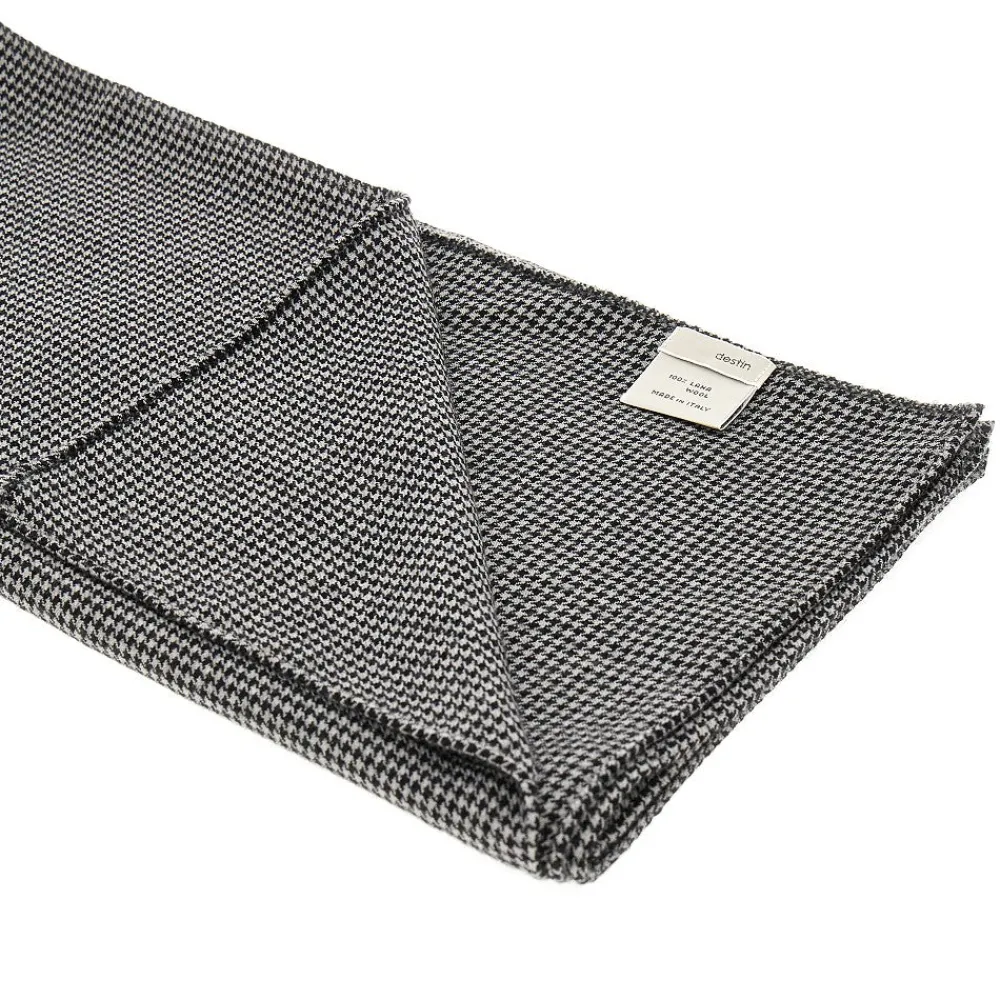 houndstooth_wonderwool_sc_2.webp Discount Houndstooth Wonderwool scarf Scarves