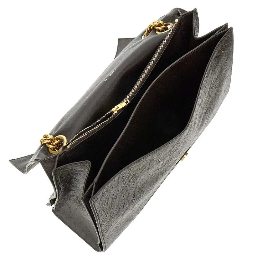 leather_large_crush_bag_w_2.webp Outlet Leather large 'Crush' bag with chain Shoulder Bags