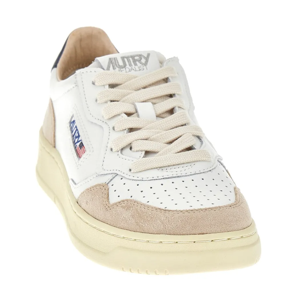 medalist_low_leather_snea_1.webp Clearance Medalist Low leather sneakers Sneakers