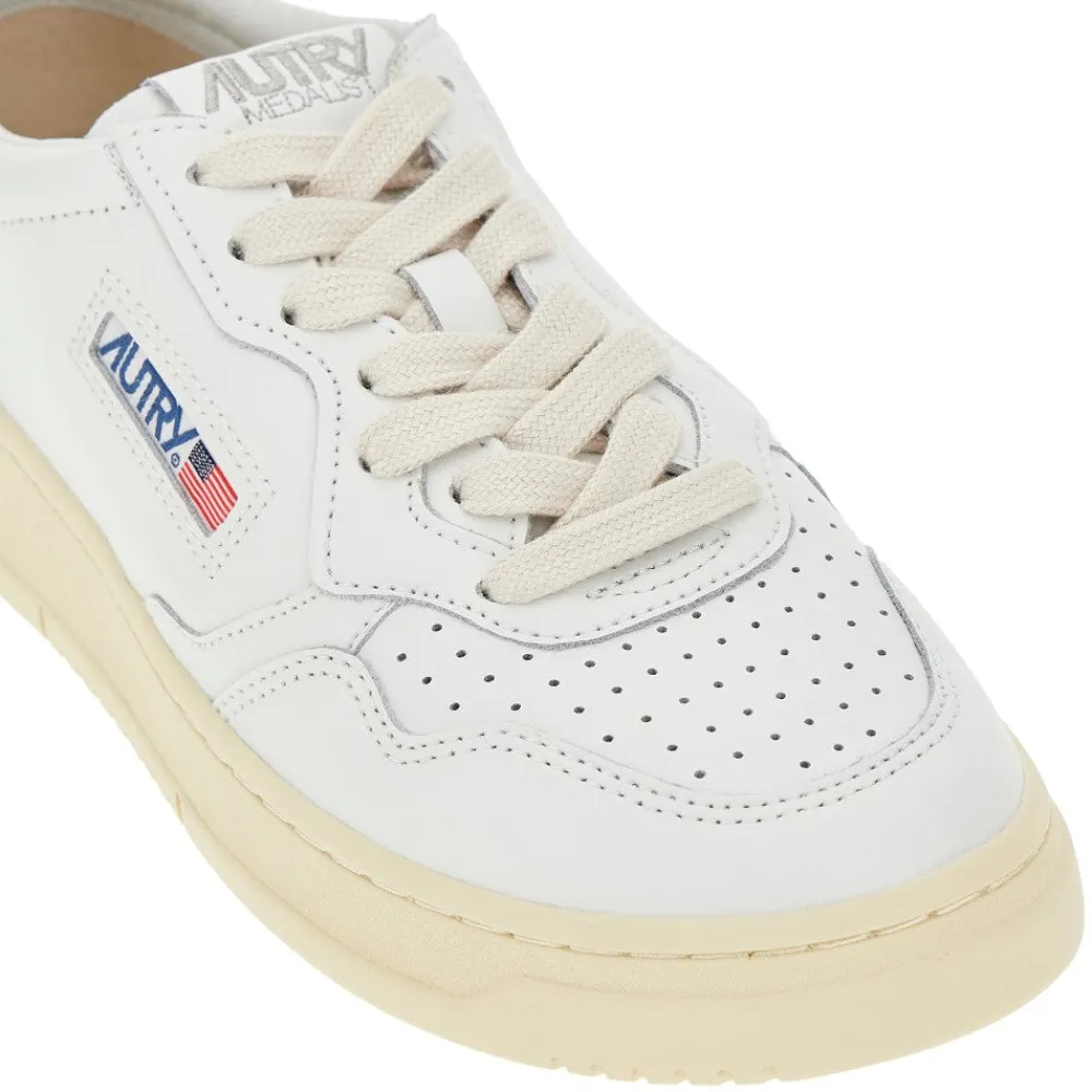 medalist_low_leather_snek_1-1.webp Outlet Medalist Low leather snekars Sneakers