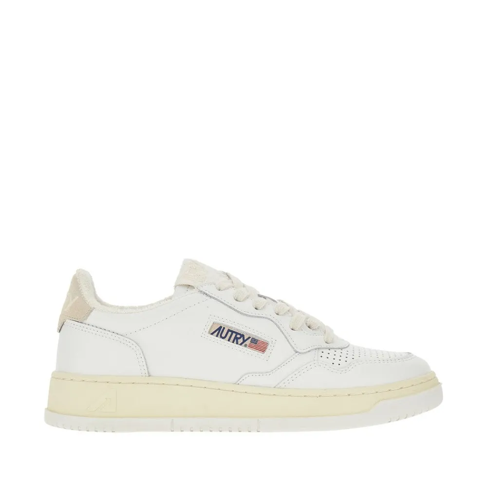 medalist_low_sneakers_wit_0.webp Fashion Medalist Low sneakers with terry details Sneakers