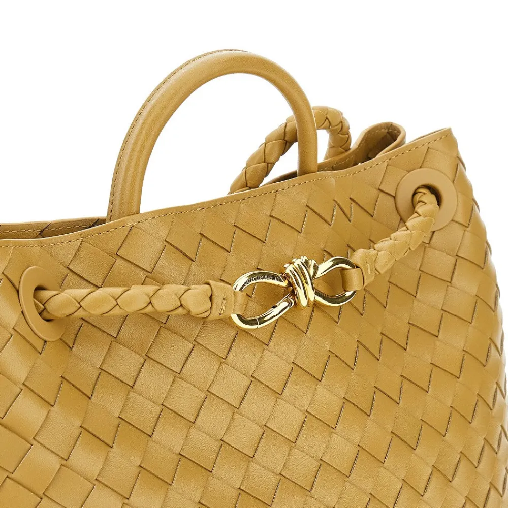 medium_andiamo_bag_3.webp New Medium 'Andiamo' bag Shoulder Bags