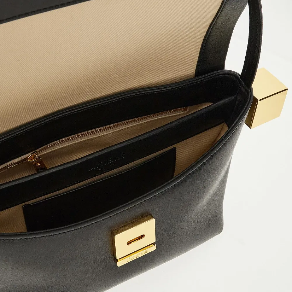 nappa_leather_le_rond_car_2.webp Best Nappa leather 'Le Rond Carré' bag Top-Handle Bags | Shoulder Bags