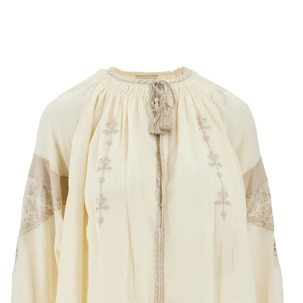 oris_silk_blouse_1.webp Fashion Oris' silk blouse Shirts