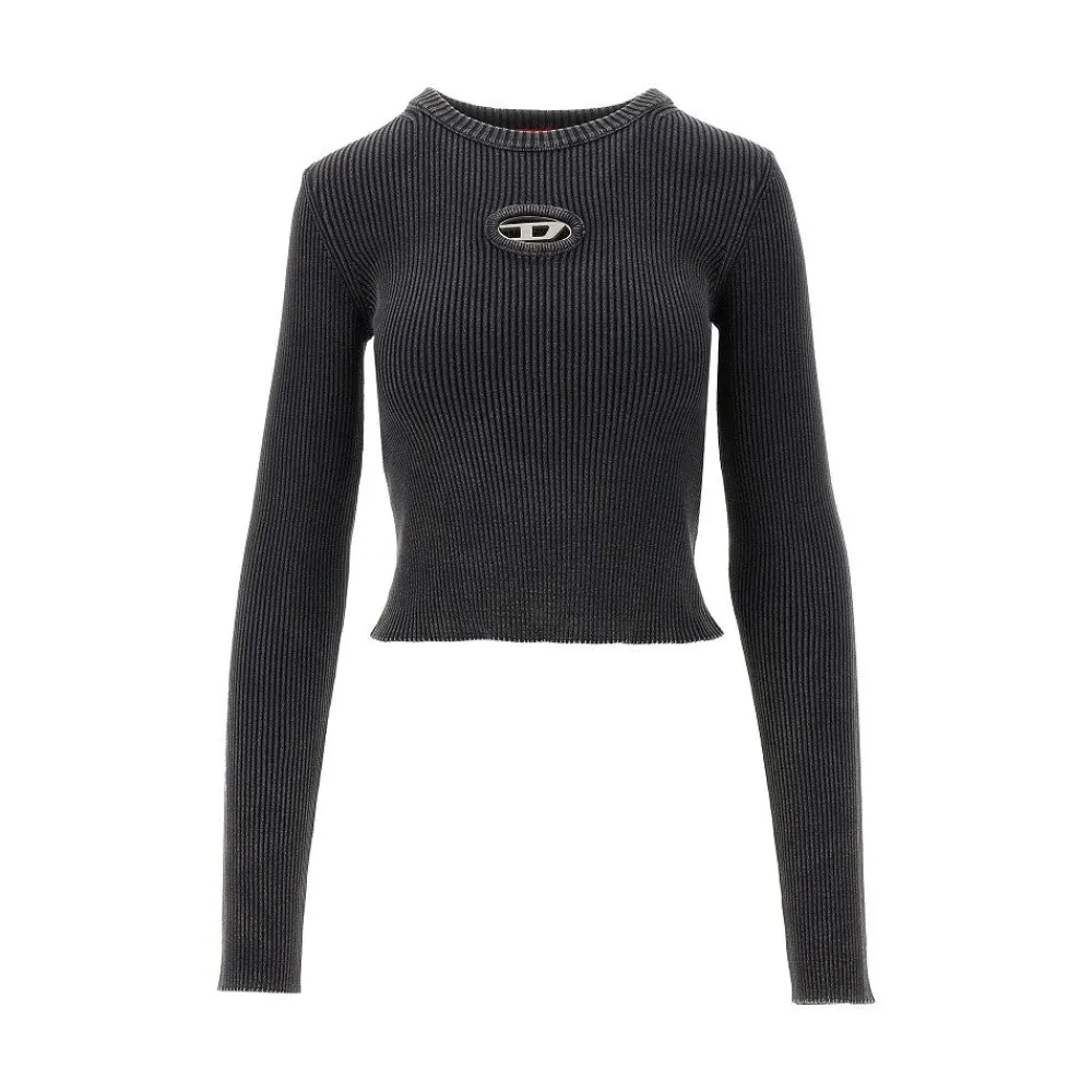 ribbed_top_with_oval_d_in_0-1.webp Clearance Ribbed top with Oval D insert Knitwear