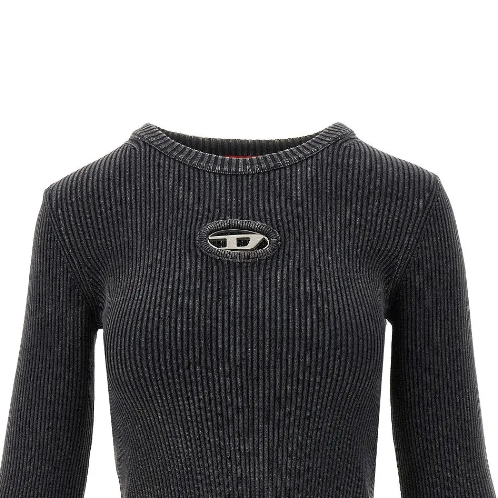 ribbed_top_with_oval_d_in_1-1.webp Clearance Ribbed top with Oval D insert Knitwear