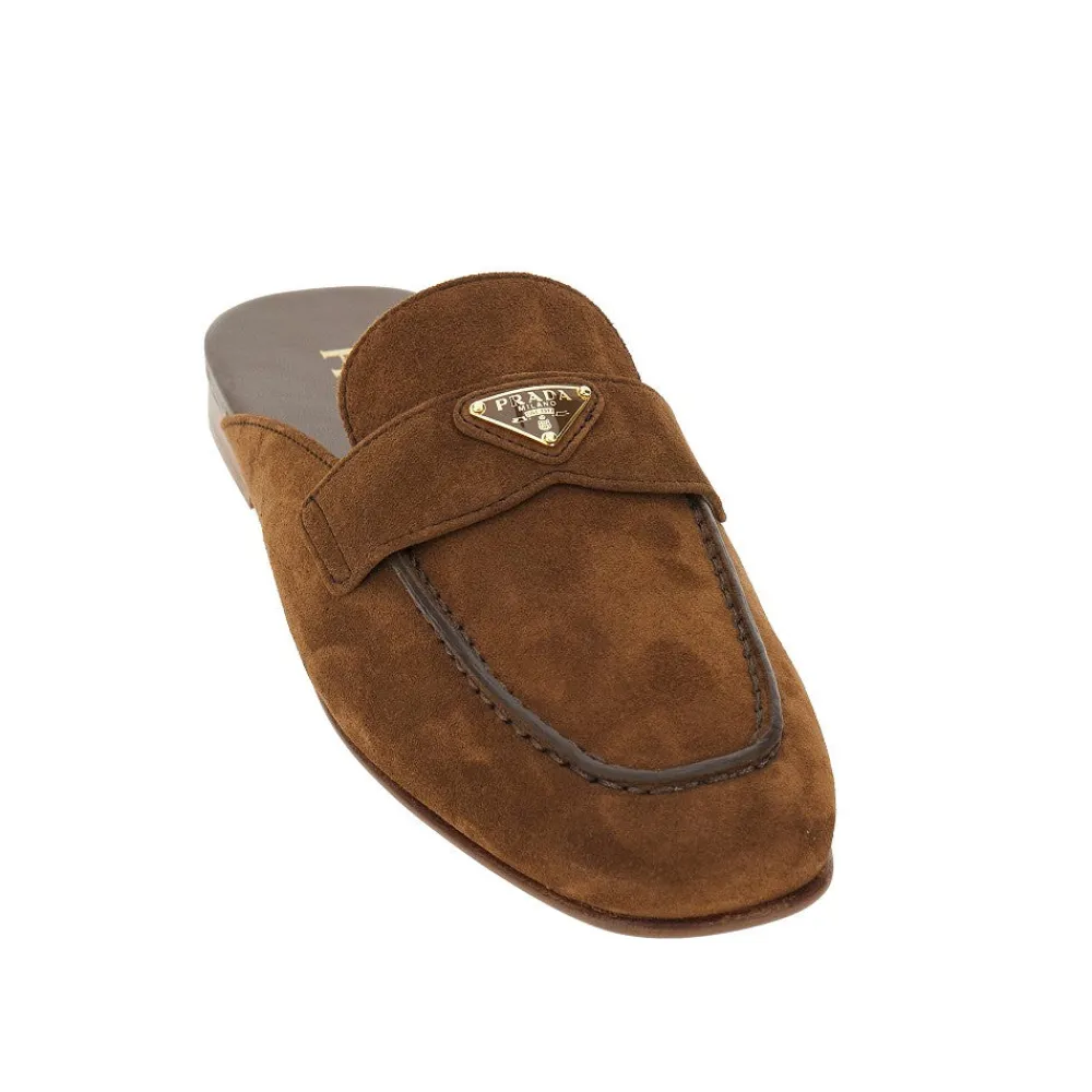 suede_leather_sabot_with__1.webp Fashion Suede leather sabot with triangle logo Flat Shoes